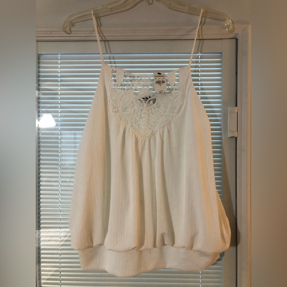 Express Top NWT